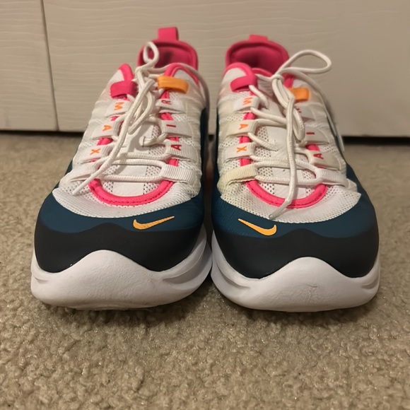 Women’s Nike Air Max Axis - Picture 4 of 7